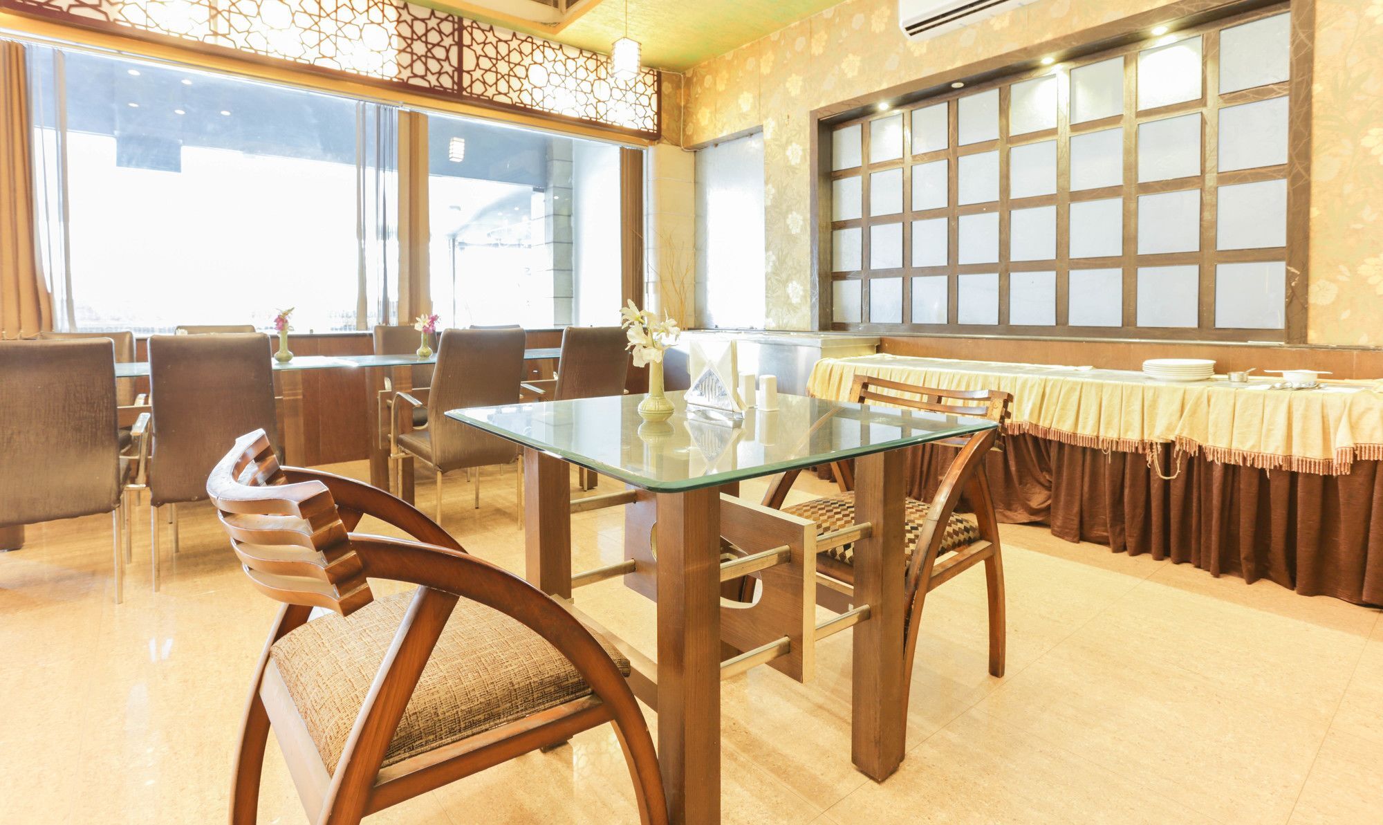 Treebo Shanta Inn ลัคเนา ภายนอก รูปภาพ