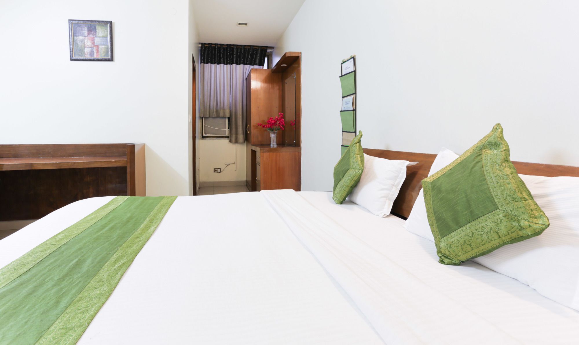 Treebo Shanta Inn ลัคเนา ภายนอก รูปภาพ